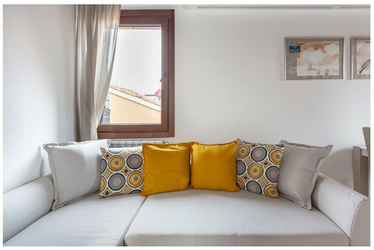 Biennale Family Apartment In Венеция Экстерьер фото